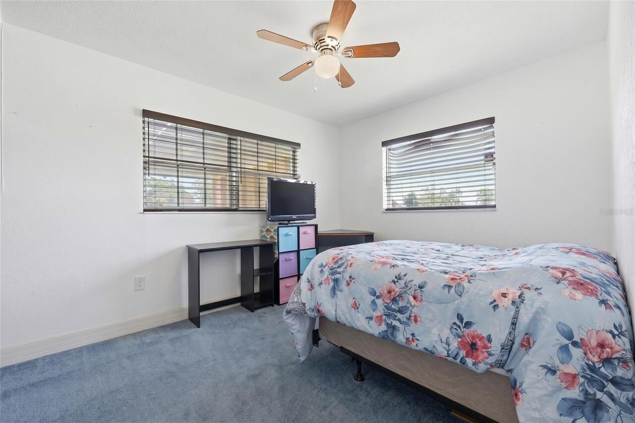 Listing Photo 18