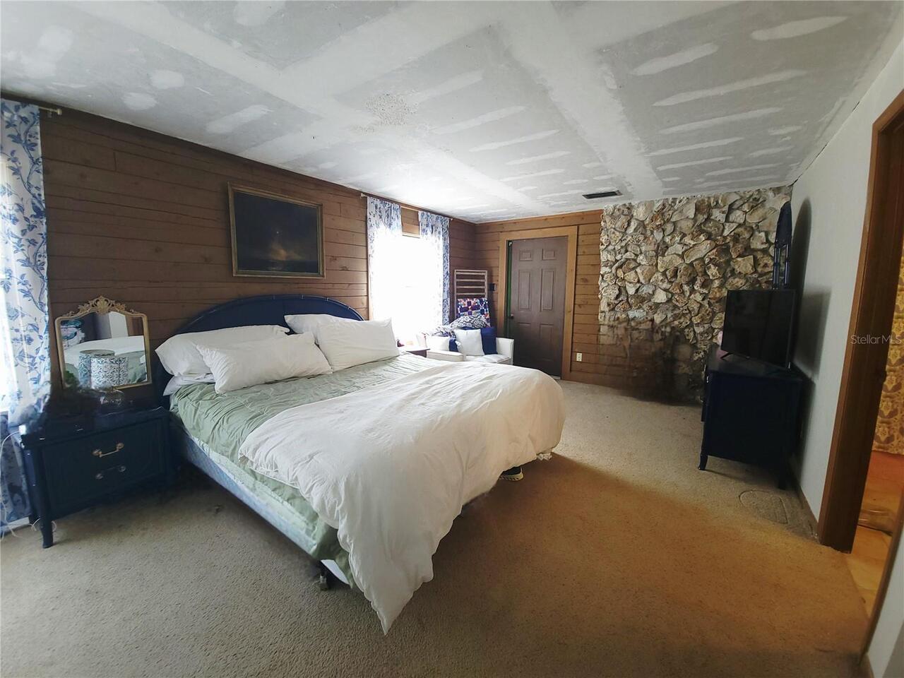 Listing Photo 18