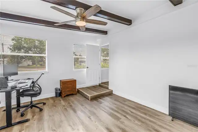 Listing Photo 19