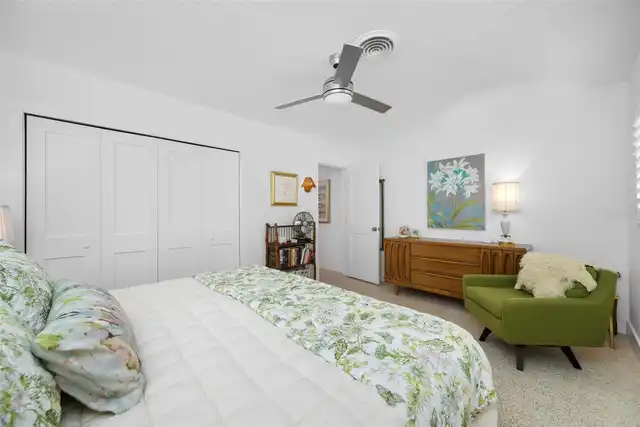 Listing Photo 32
