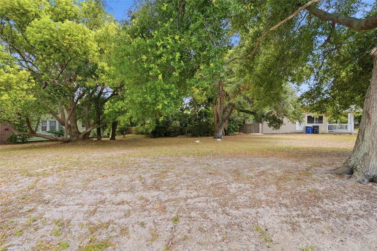Listing Photo 10