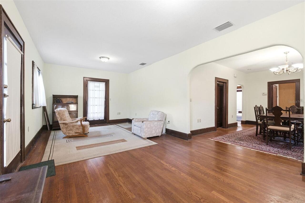 Listing Photo 19
