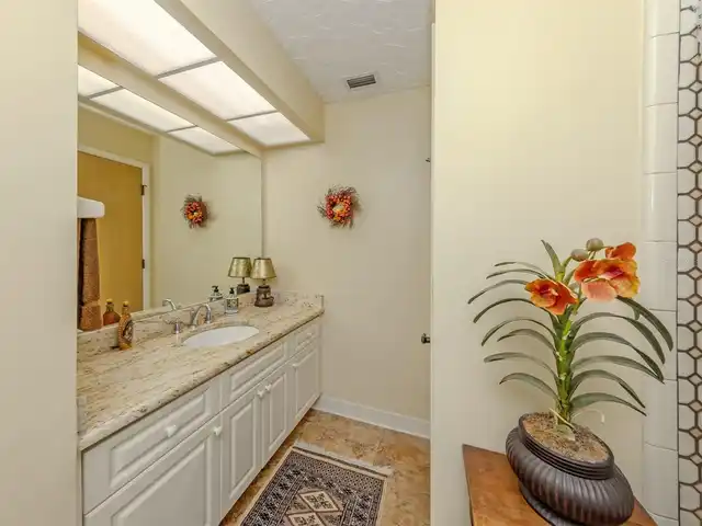 Listing Photo 21