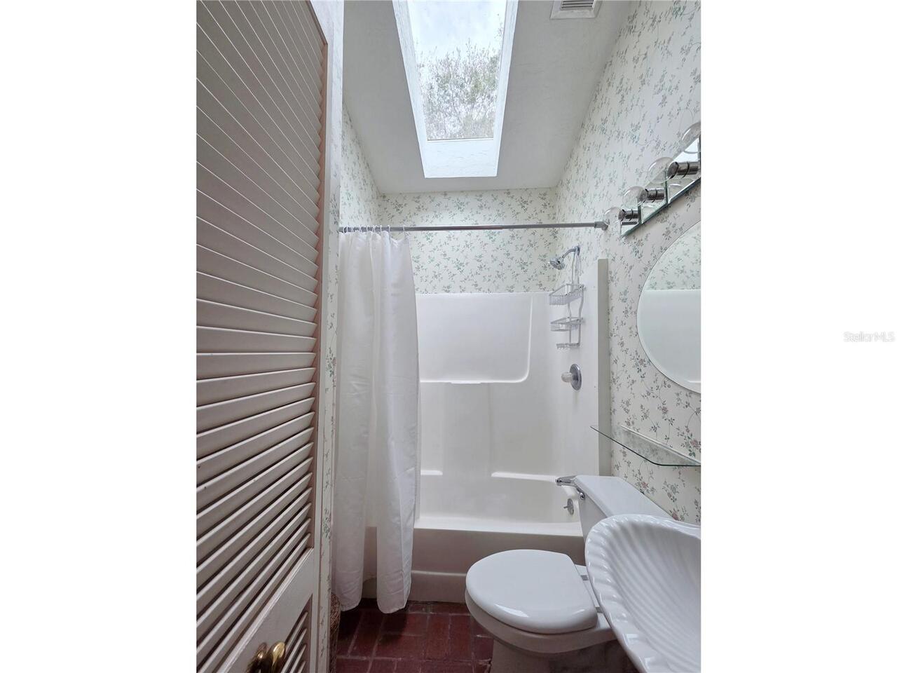 Listing Photo 41