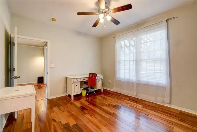 Listing Photo 15