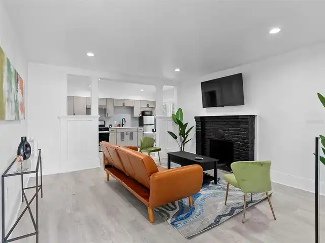 Listing Photo 5