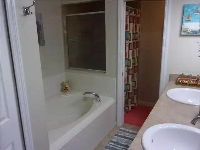 Listing Photo 19