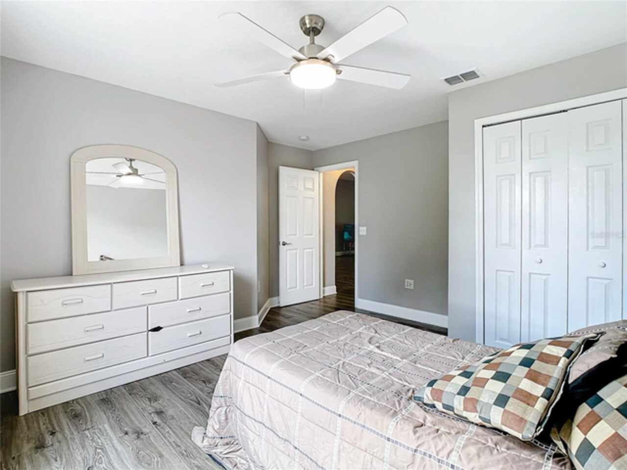 Listing Photo 28