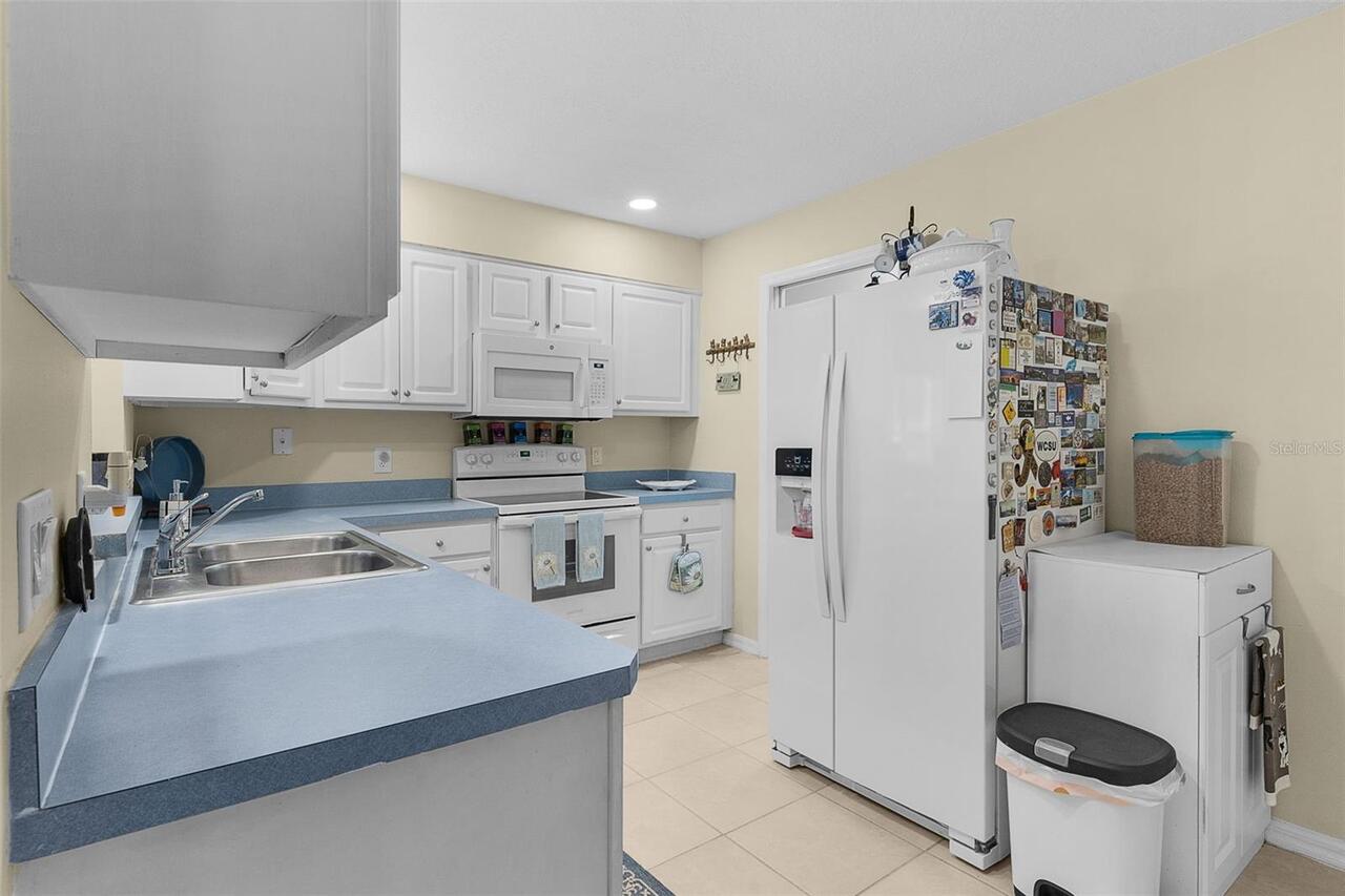 Listing Photo 9