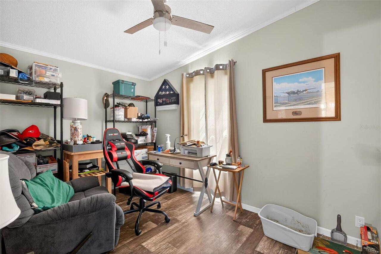 Listing Photo 17