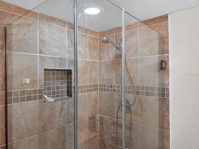 Listing Photo 20