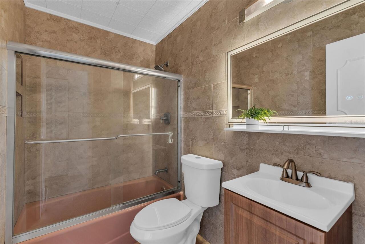Listing Photo 14