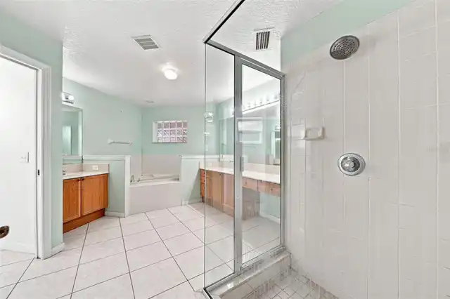 Listing Photo 20