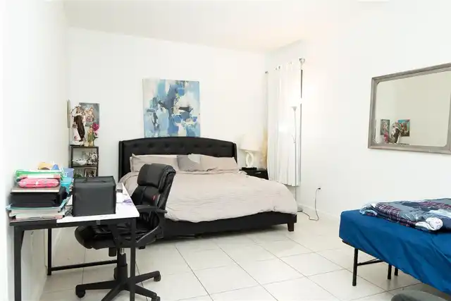 Listing Photo 15