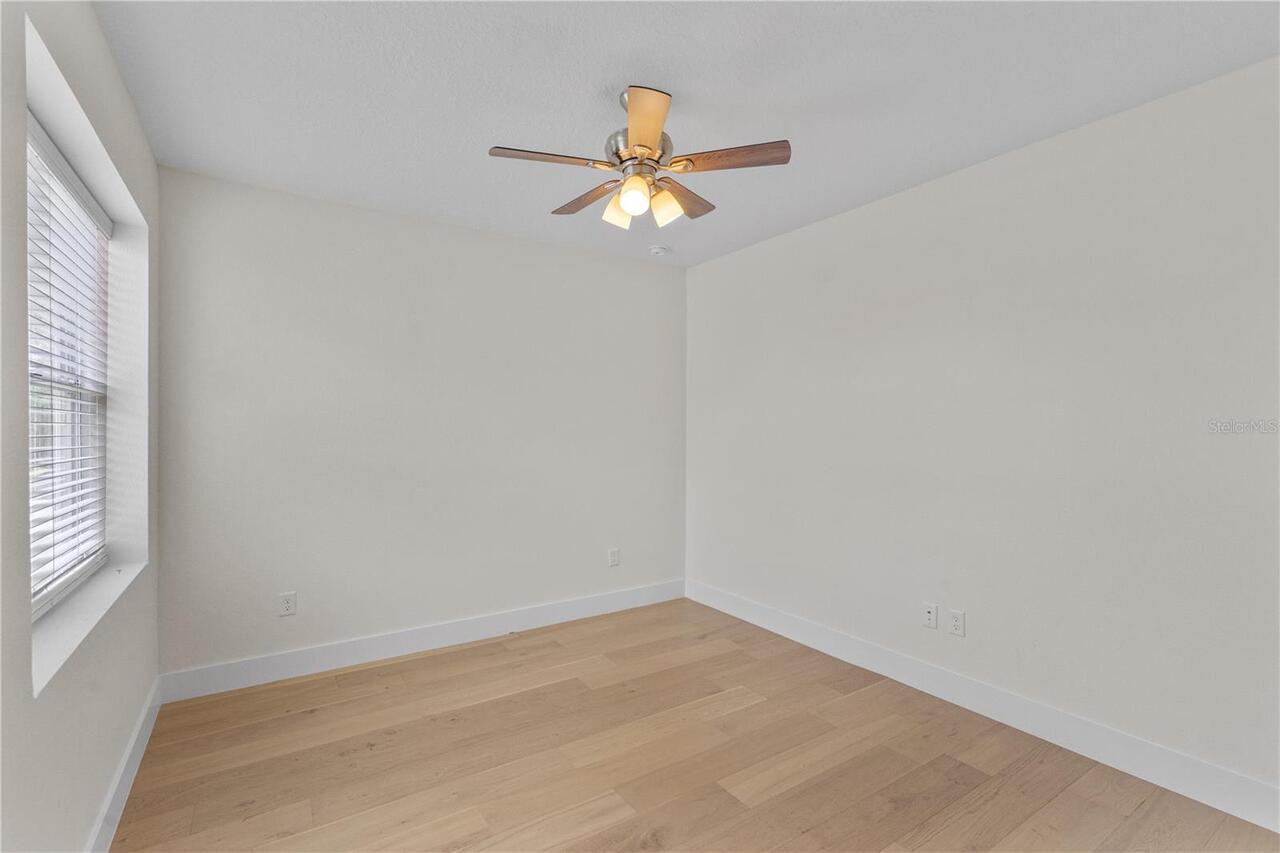 Listing Photo 34