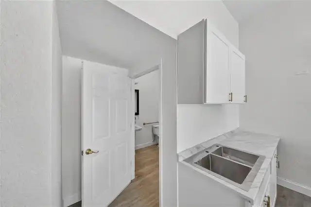 Listing Photo 15