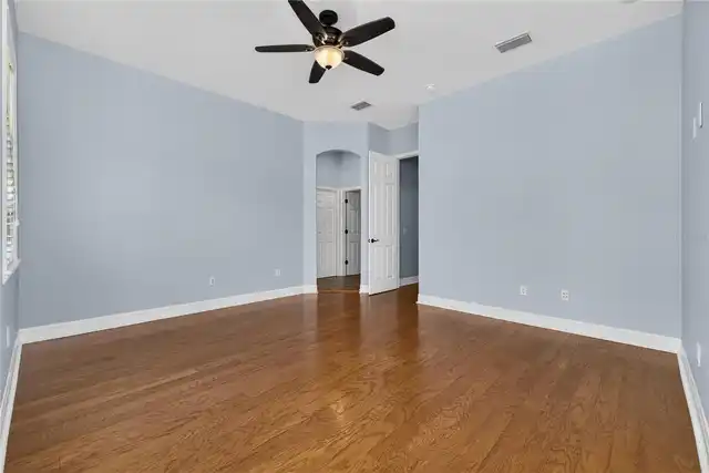 Listing Photo 21