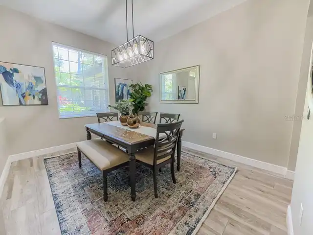 Listing Photo 12