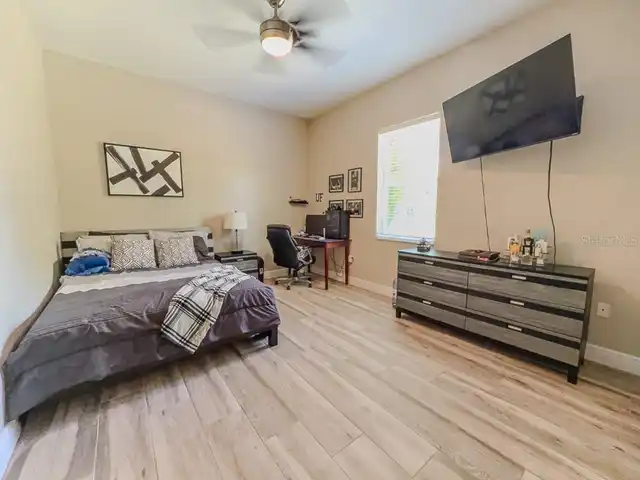 Listing Photo 43