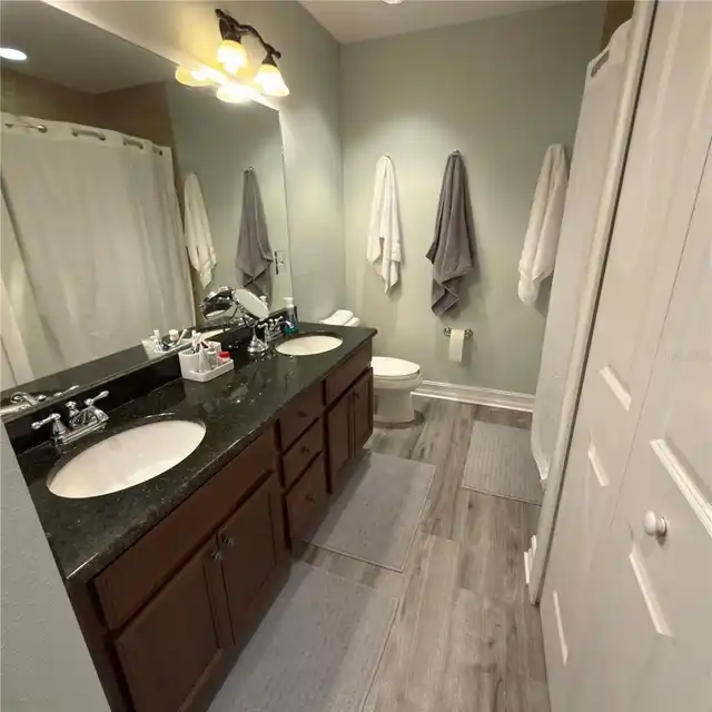 Listing Photo 20