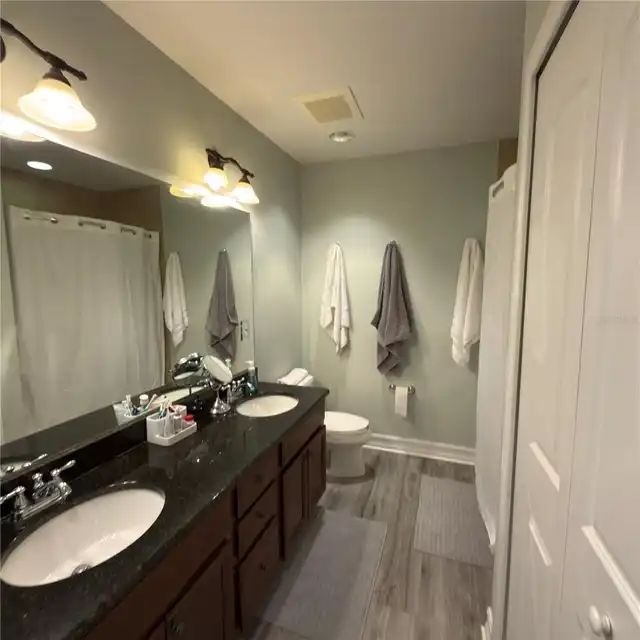 Listing Photo 23