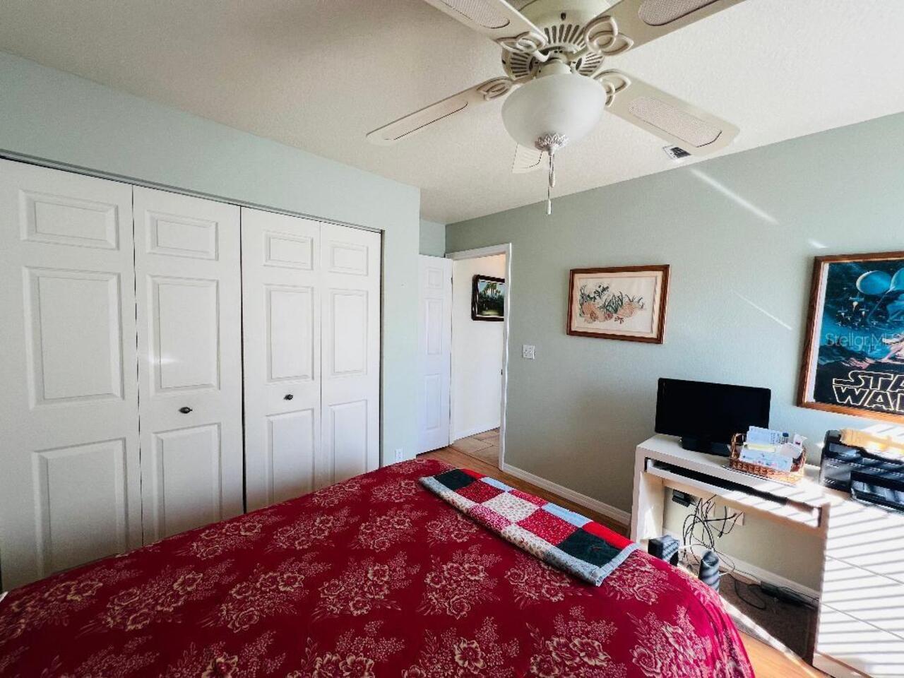 Listing Photo 11