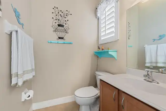 Listing Photo 12
