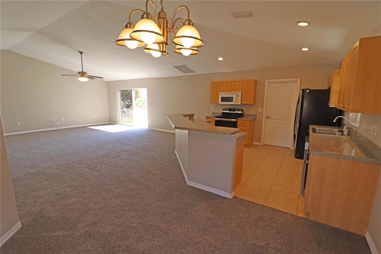 Listing Photo 7