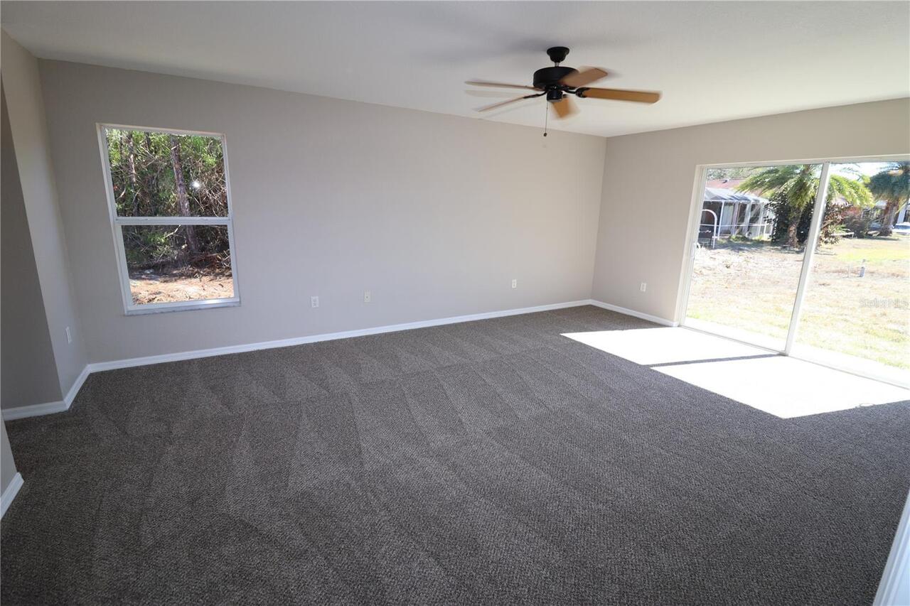 Listing Photo 14