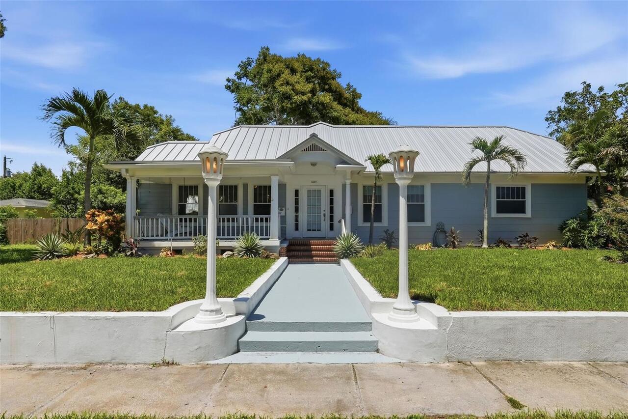 St Petersburg Real Estate