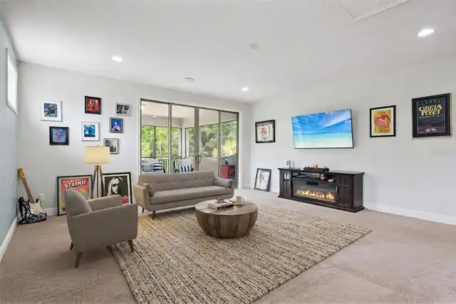 Listing Photo 22