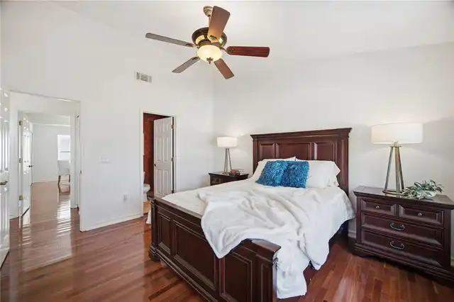 Listing Photo 25