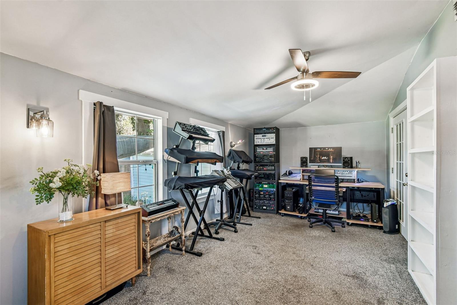 Listing Photo 33