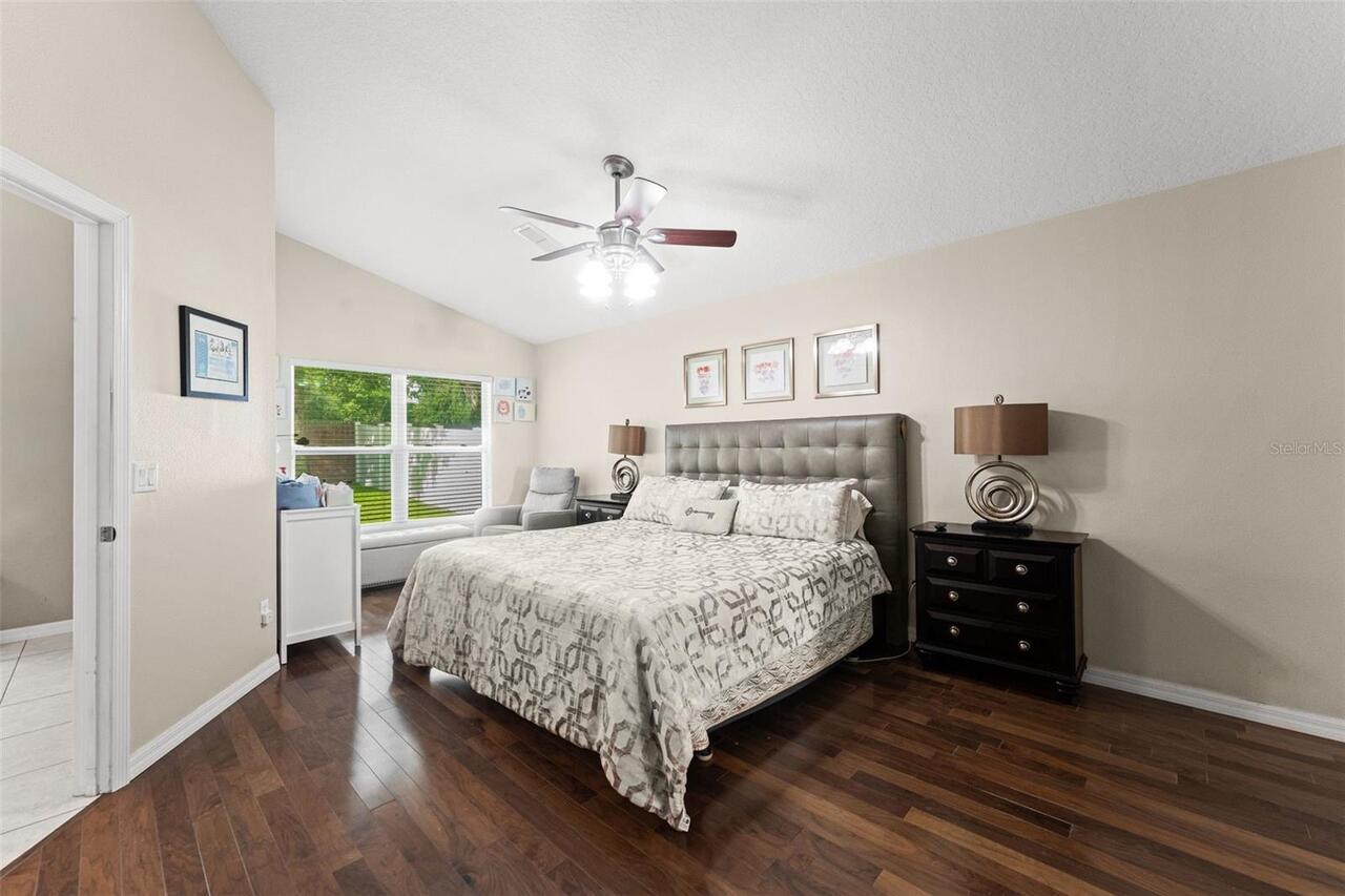 Listing Photo 14