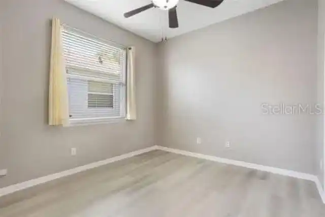 Listing Photo 14