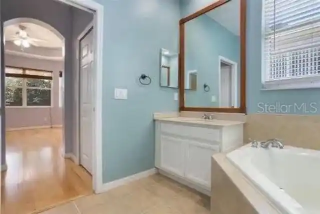 Listing Photo 18