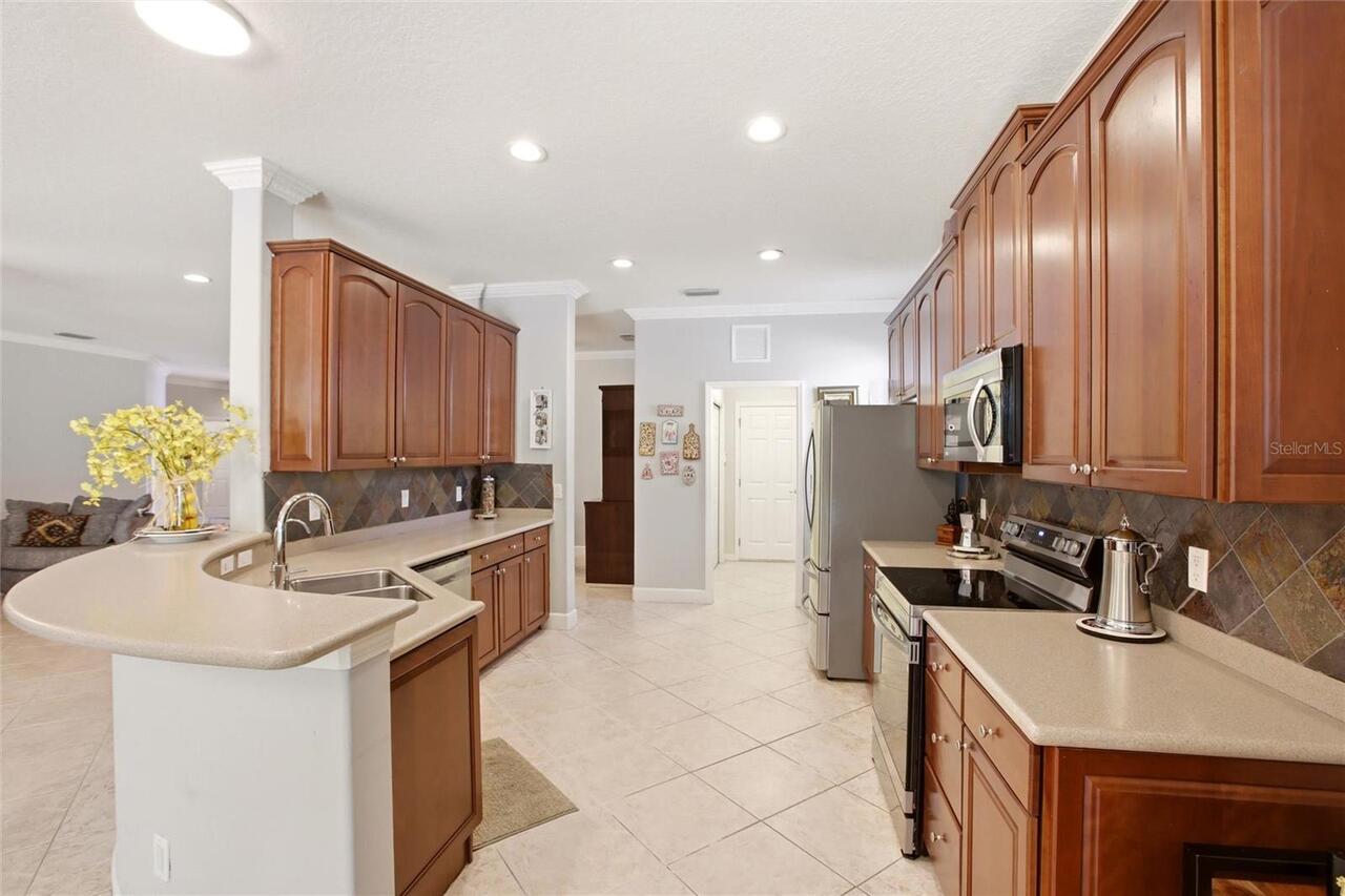 Listing Photo 6