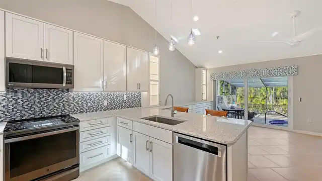 Listing Photo 17