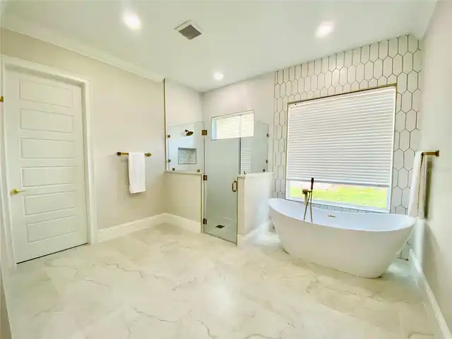 Listing Photo 43