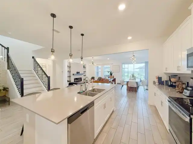 Listing Photo 18