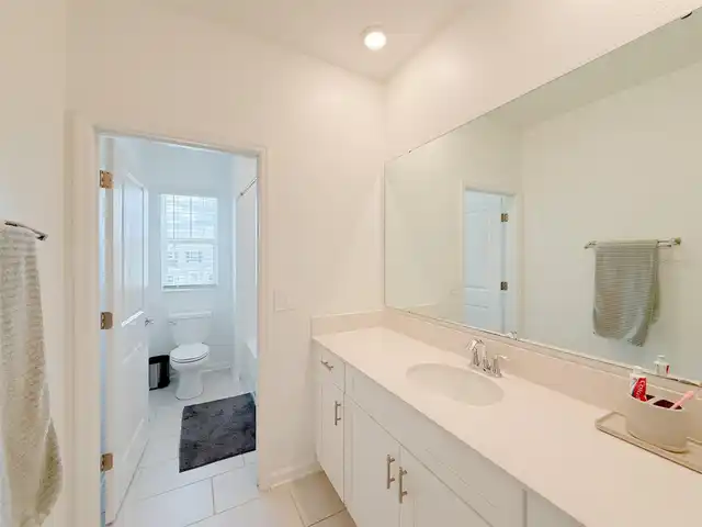 Listing Photo 35