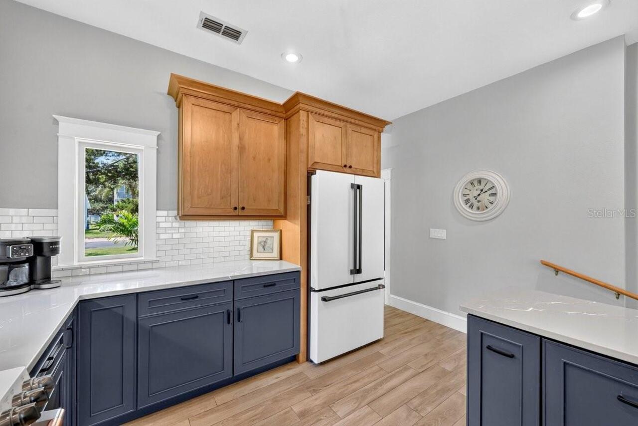 Listing Photo 16