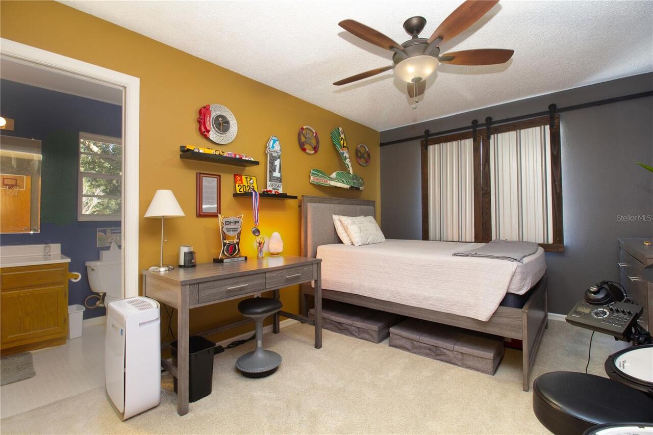 Listing Photo 25