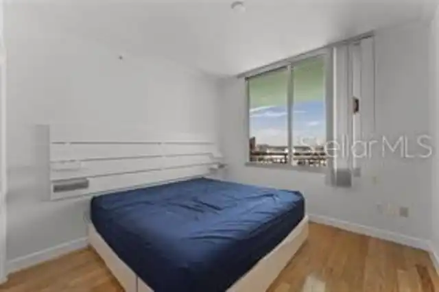 Listing Photo 16