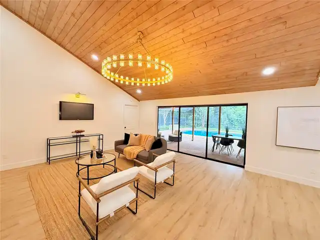 Listing Photo 38
