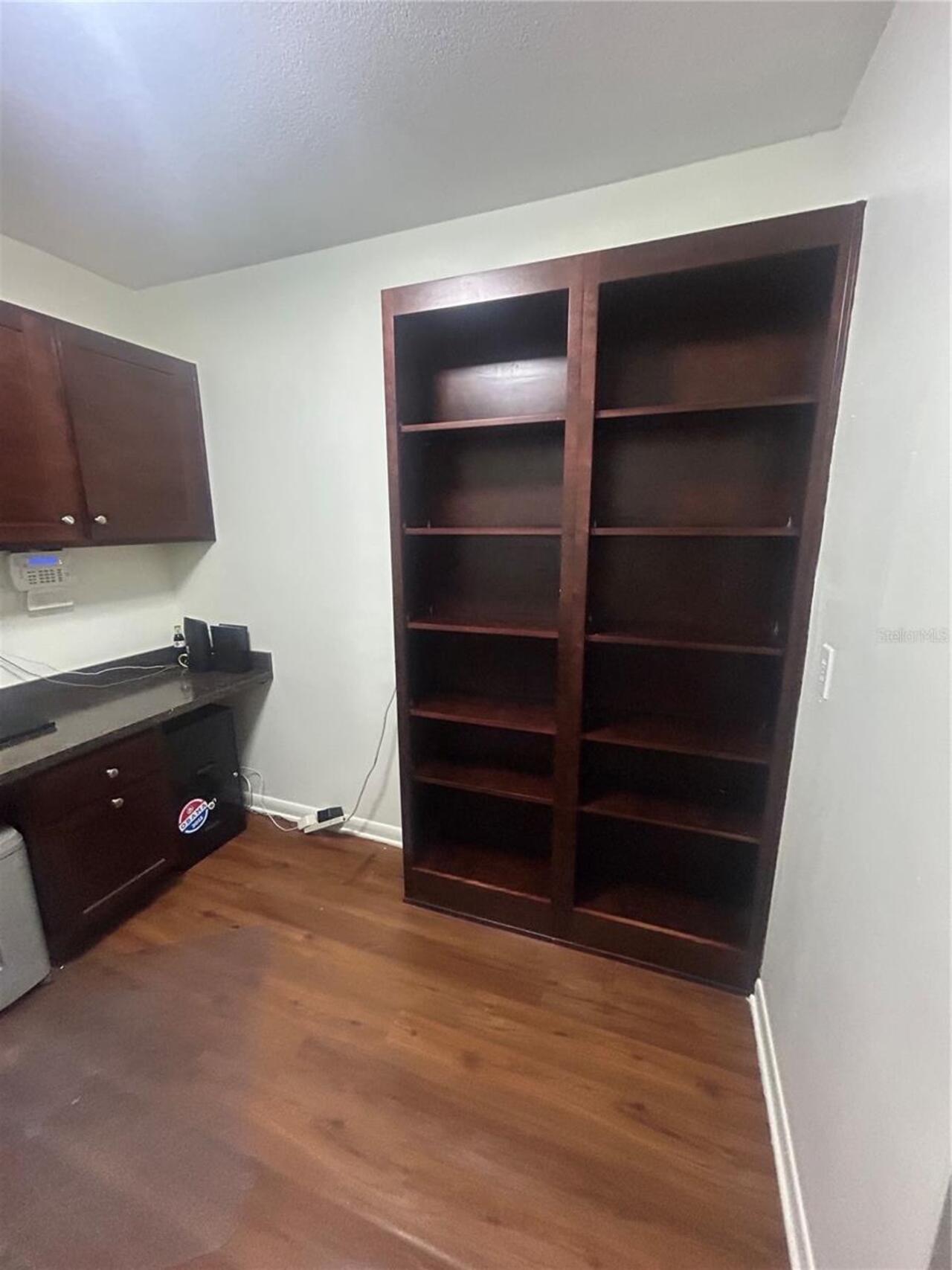 Listing Photo 17