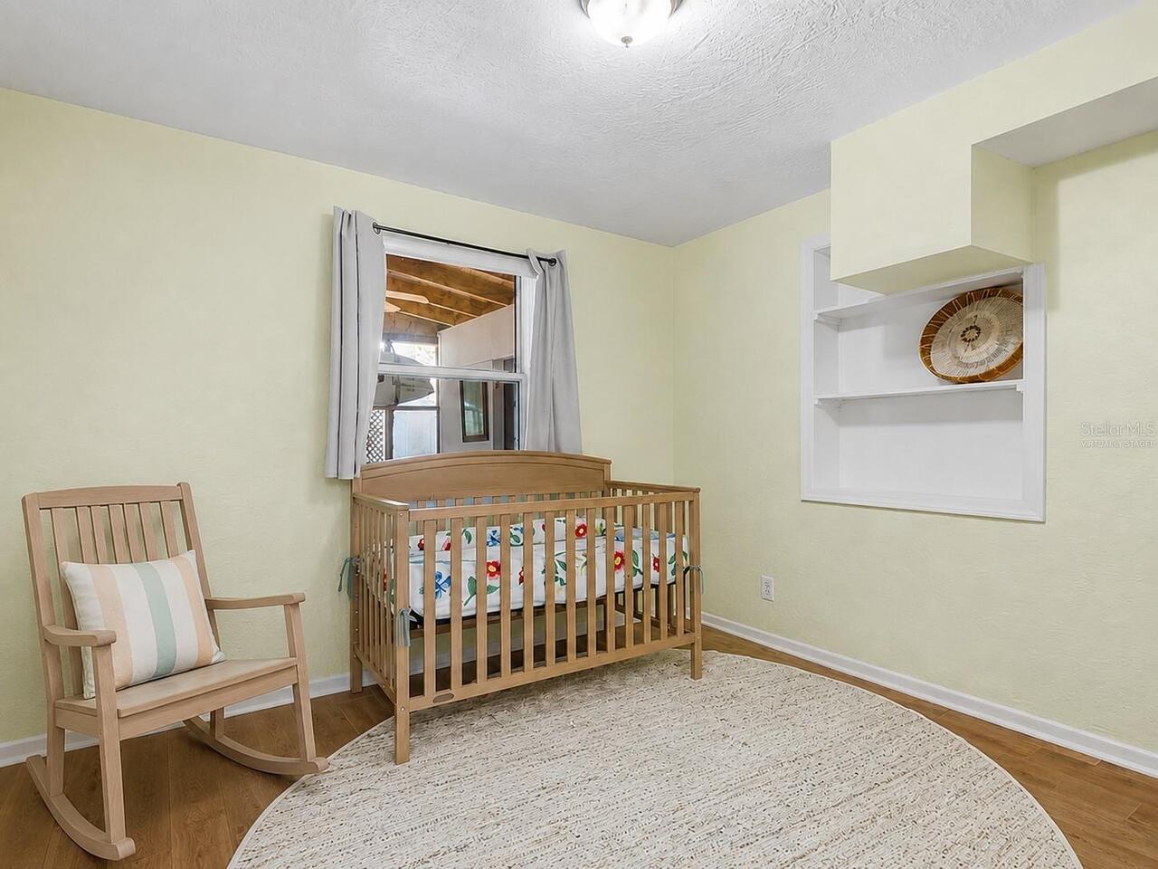 Listing Photo 18