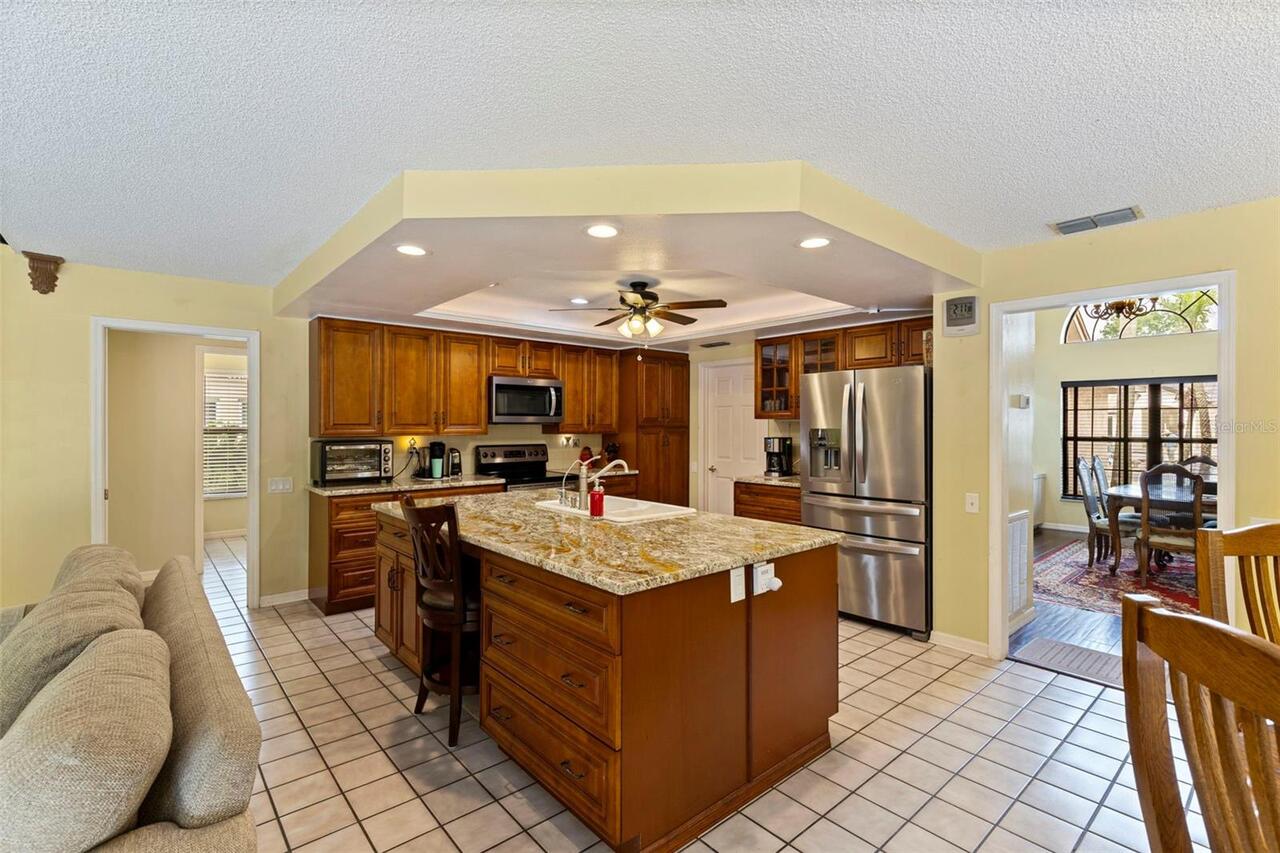Listing Photo 9