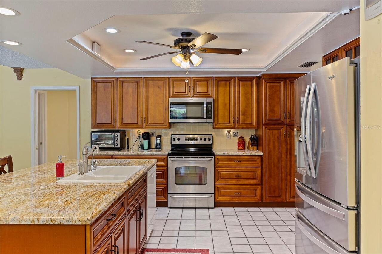 Listing Photo 11