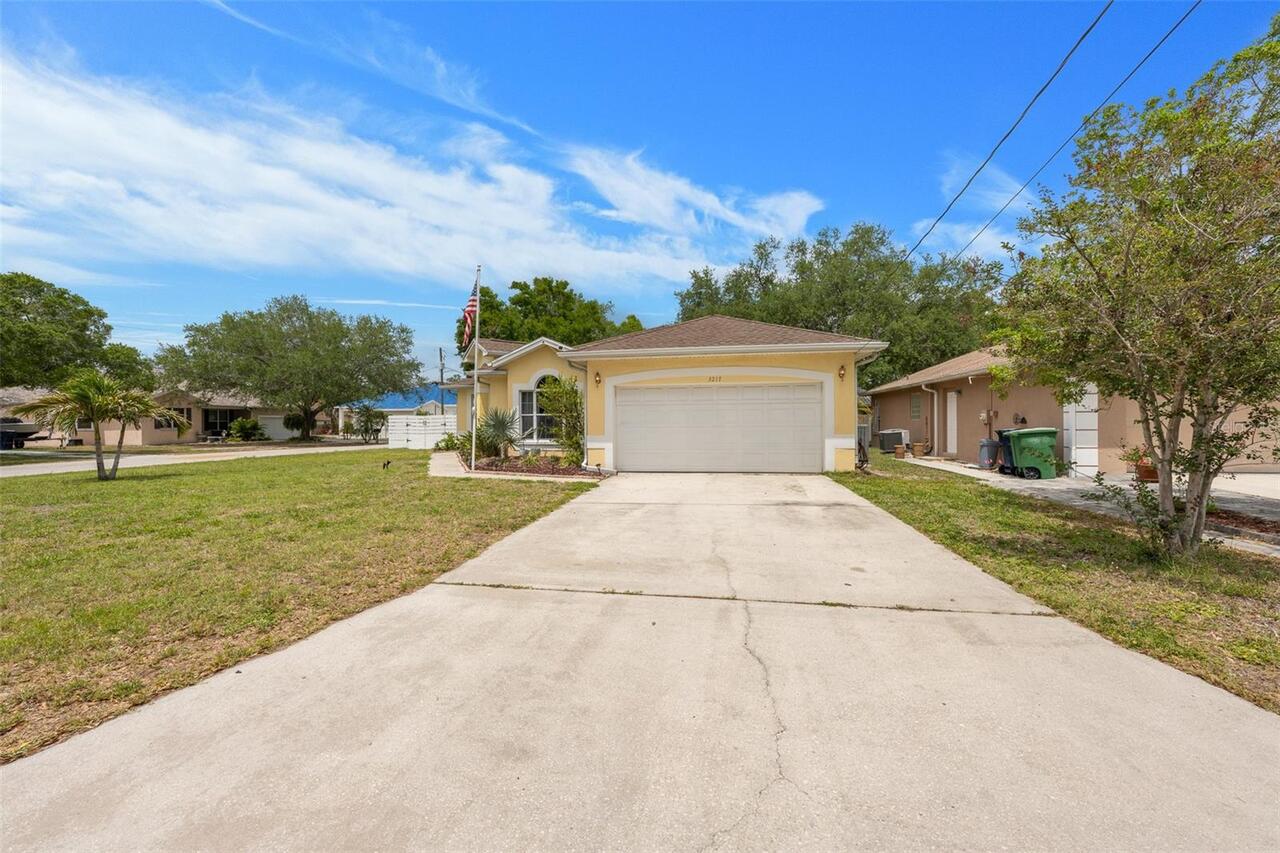 Listing Photo 43